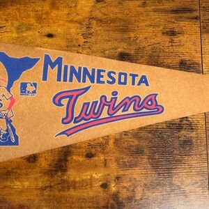 Vintage 1969 MLB Minnesota Twins pennant